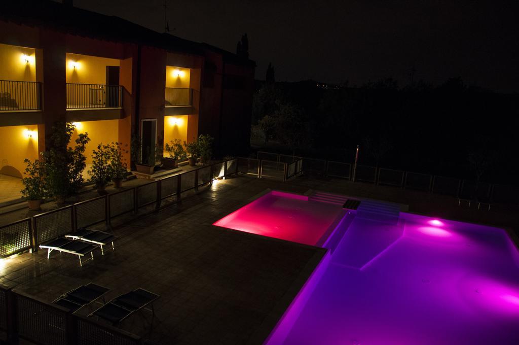 Agriturismo Ai Tre Fienili Ponti sul Mincio Bagian luar foto